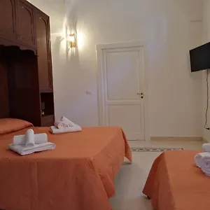 Dimora Storica Le Perle Bed and breakfast